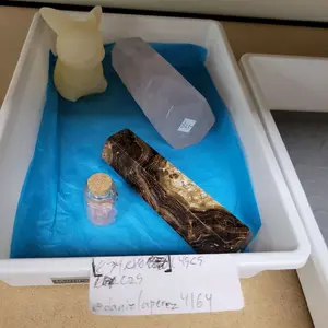 Lychee Gems Crystal-2A2   Live Claim or Intuitive Crystal Bundle - Unique Gift for Any Occasion - Thoughtful Selection by Lychee Team - Personal Significance & Distinctive Present