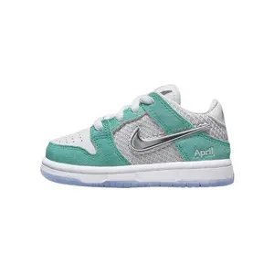 Nike April x Nike Dunk Low SB 'Turbo Green' Toddler Skate Shoes Limited Edition Durable Leather Suede Upper for Little Feet