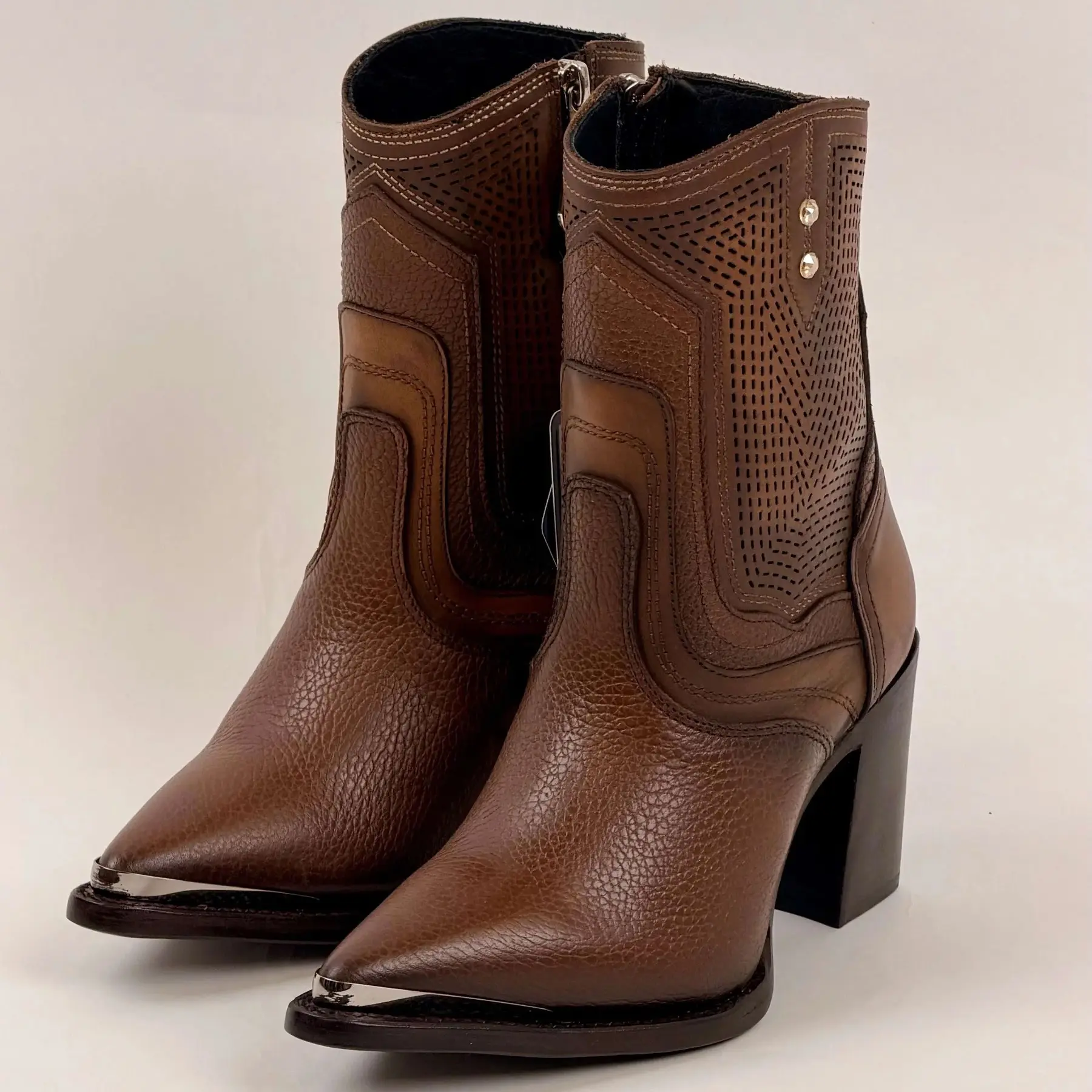 Cuadra WMS Botin De Res Miel
