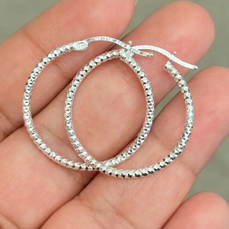 Medium Diameter 1.1in