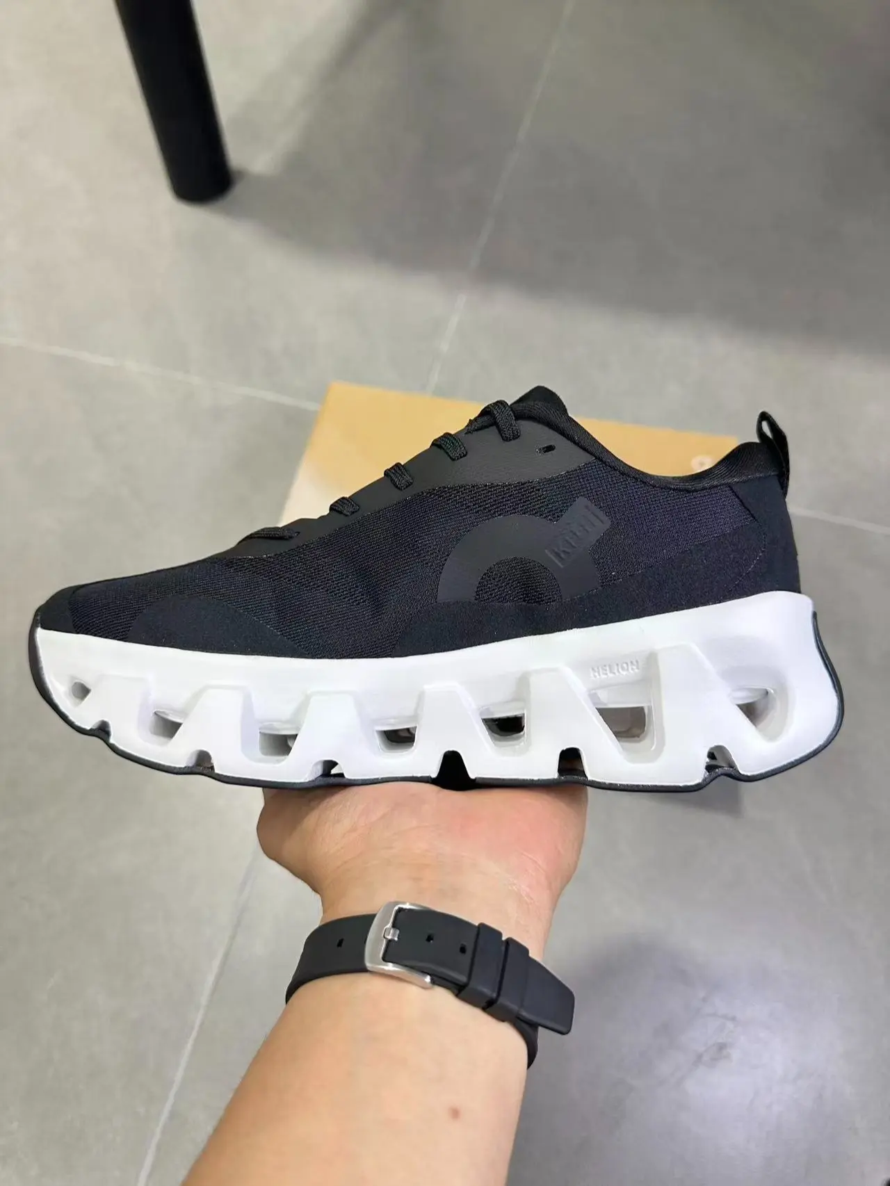 Height Boost Black Upper White Sole Running Shoes Dense Mesh Minimalist Street Trend Sneakers