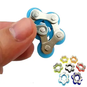 7pc Six-Link Metal Chain Stress Relief Toy, Manual Operation No Power Needed, Bicycle Chain Vent Gift, Fun Handheld Puzzle Game