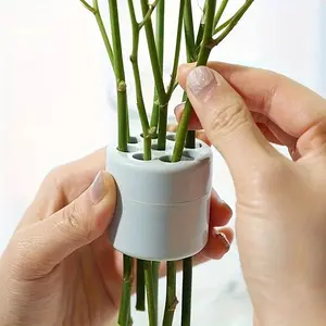 Flower Arranger, Reusable Spiral Bouquet Holder & Stem Fixer, Lightweight Plastic Planting Tool for Indoor & Outdoor Use