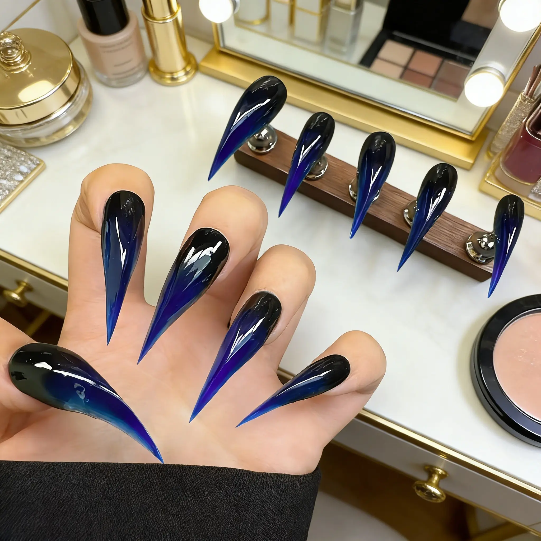 Handmade Long Gradient Punk Dragon Claw Nails, Glossy Fake Nails, Glossy Finish, European Style, Unique Design, Single Item, No Flammable Liquid