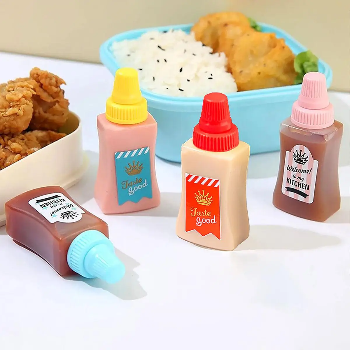 4pcs/set Cute Mini Sauce Bottle, Portable Seasoning Bottle, Kitchen Seasoning Utensils Supplies