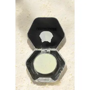 Starlight Echo™ MultiChrome EyeShadow Starlight Echo™ MultiChrome EyeShadow