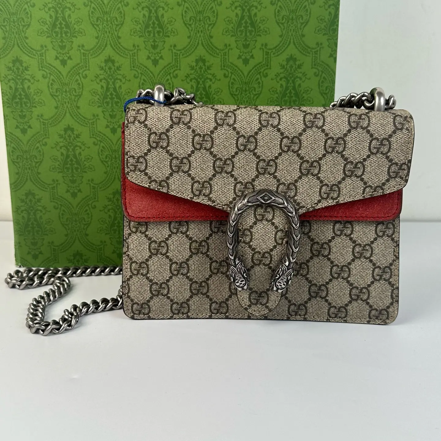 Pre-owned GUCCI Dionysus GG Supreme Small Shoulder Bag CC0101