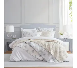 Martha Stewart Branches Beige/White Cotton Twin Quilt Set