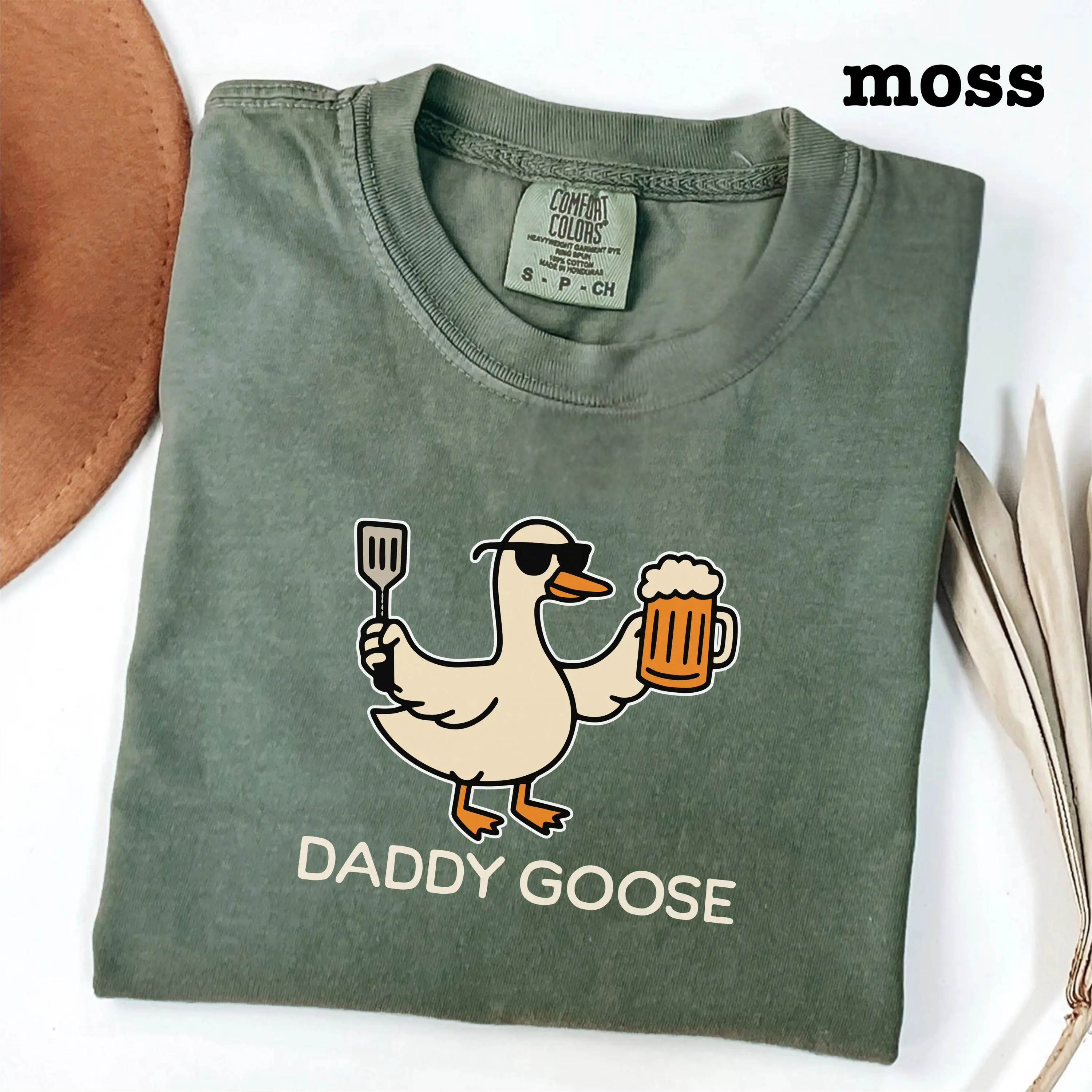 Comfort Colors Daddy Goose Shirt – Moss Green Crew Neck T-Shirt for Men, 100% Cotton, Silly Goose Dad Graphic Tee