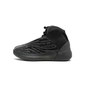 Yeezy QNTM Kids "Onyx"
