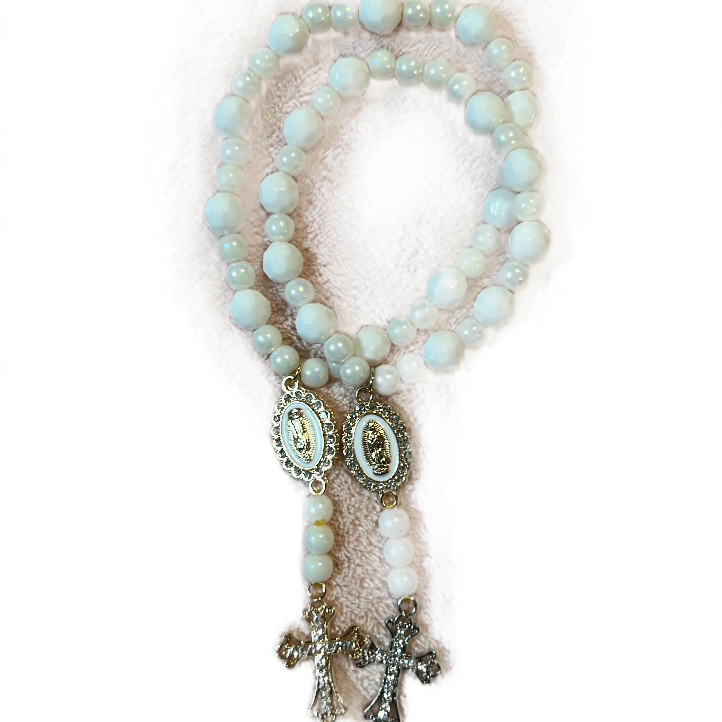 Marisol’s Pearl Bracelet