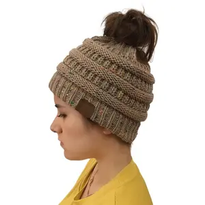 Warm Ponytail Beanie - Soft and Comfortable Fit, Ideal for Cold Weather, Versatile Design for Everyday Wear