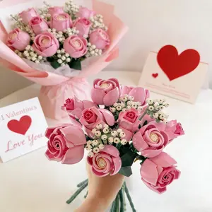 10374 Pink Rose Bouquet Eternity Flower Building Blocks Diy Rose Flower Valentine's Day Assembly Toy Girl Gift Baby's Breath Rose Building Blocks Toy Valentine's Day Gift for Girls on Festivals Artificial Roses Bouquet