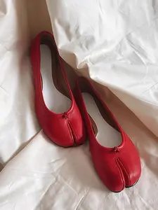 Women's Piggy-Toe Split-Toe Shoes, Open-Toe Mary Jane Flats, Walking Shoes, Comfortable Casual Footwear for All Seasons, Versatile Daily Wear