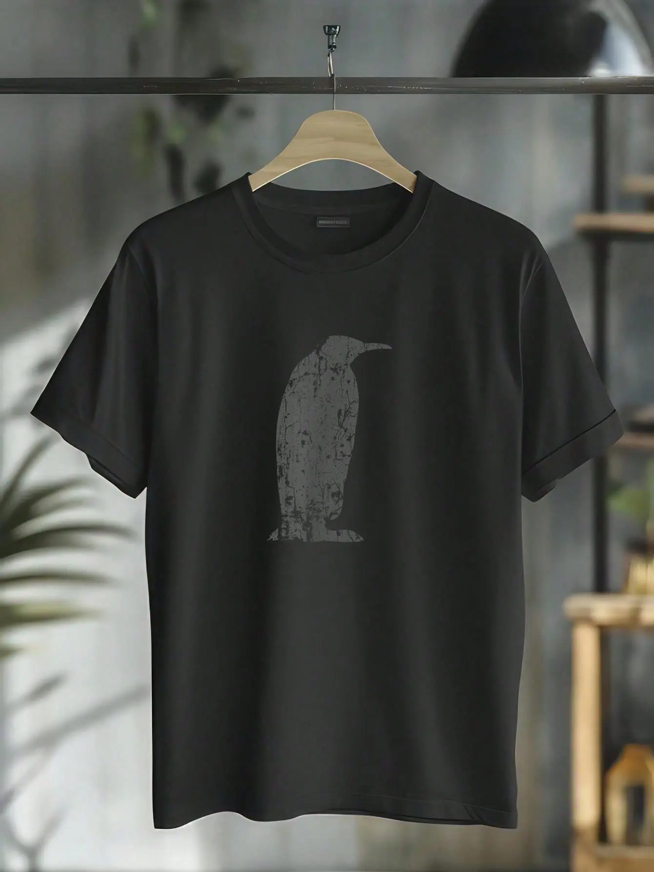 100% Cotton Penguin Vintage Design - Penguin Print T-Shirt