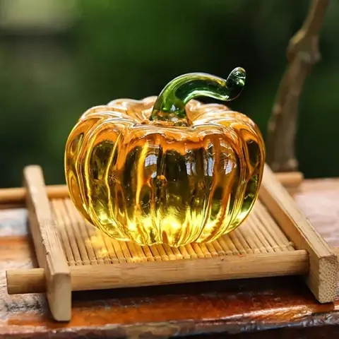 Glass Pumpkin Shaped Ornament, 1 Count Handmade Pumpkin Decoration, Spooky Halloween Decoration, Home Decor for Living Room, Office, Outdoor, Fruit