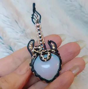 Guitar wire wrap pendant