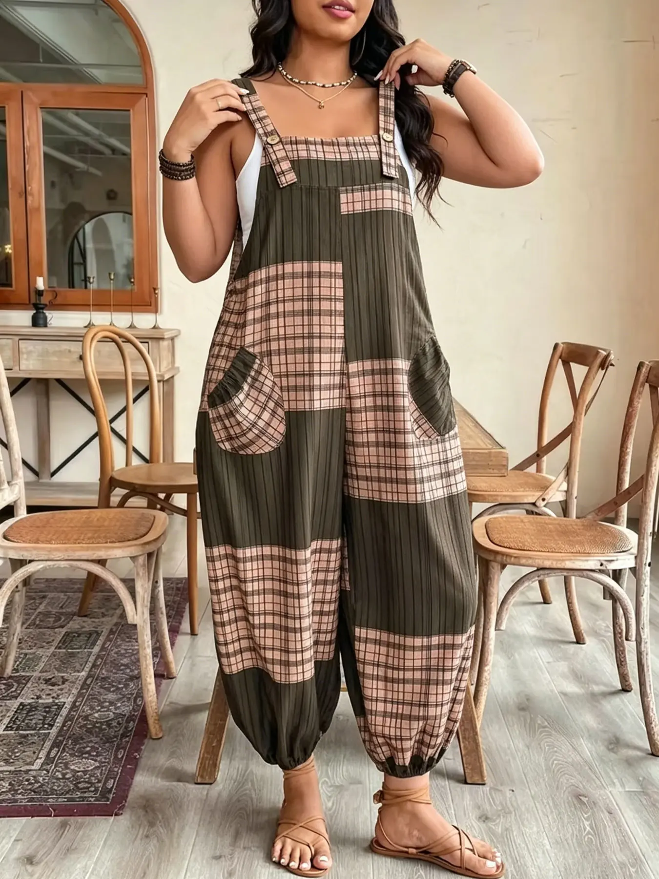 Plus size women's fashionable versatile color-block plaid sleeveless double-pocket cuffed Loose overalls with pockets, Womenswear, suitable for summer, daily commuting, casual wear, and vacation