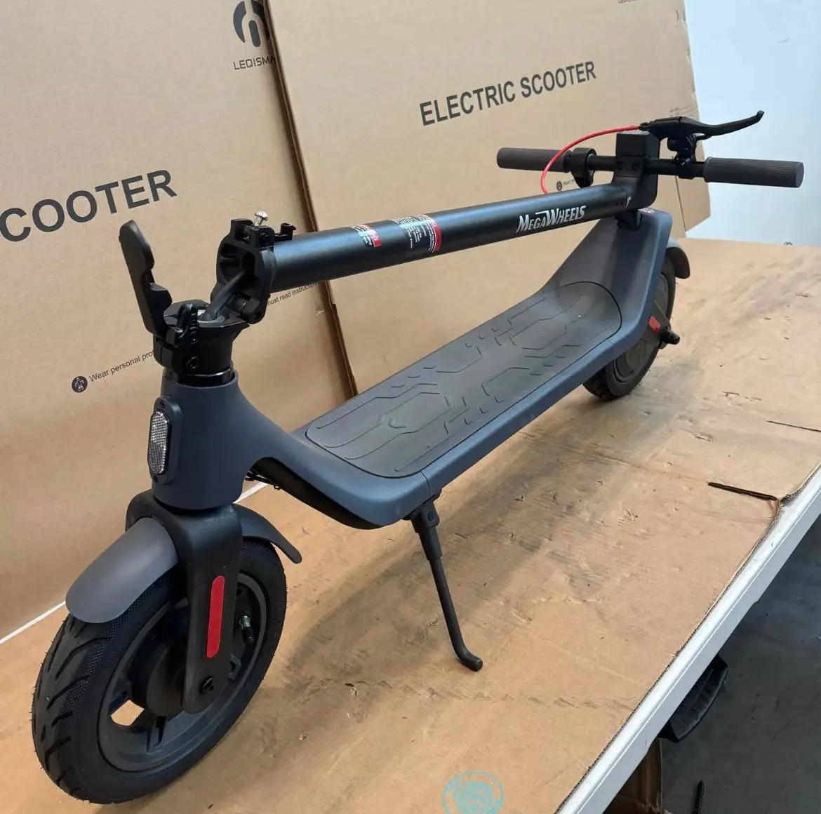 350W Electric Scooter Adults 30KM Long Range Folding Kick E-Scooter W/ APP Used