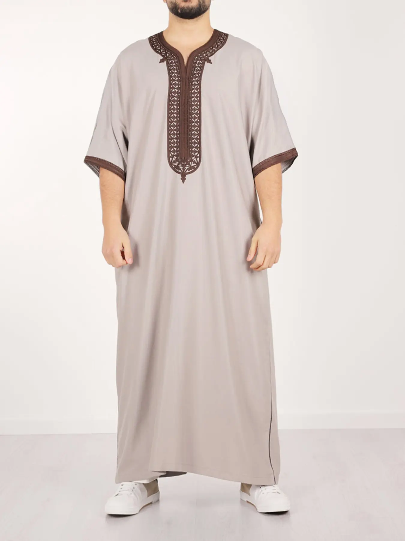 Muslim Men's Top Middle Eastern Robe, Islamic Thobe, Traditional Arabic Clothing, Comfortable and Stylish, Perfect for Daily Wear
