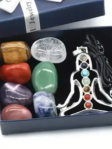 8 Piece Natural Crystal Healing Set, Seven Colors Irregular Polished Stones for Chakra Meditation, Chakra Healing Crystals, Energy Healing and Home Decoration, Unique Crystal Design, Unique Crystals