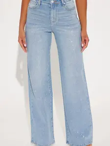 Zahra Stretch Embellished Straight Leg Jeans - Light Wash