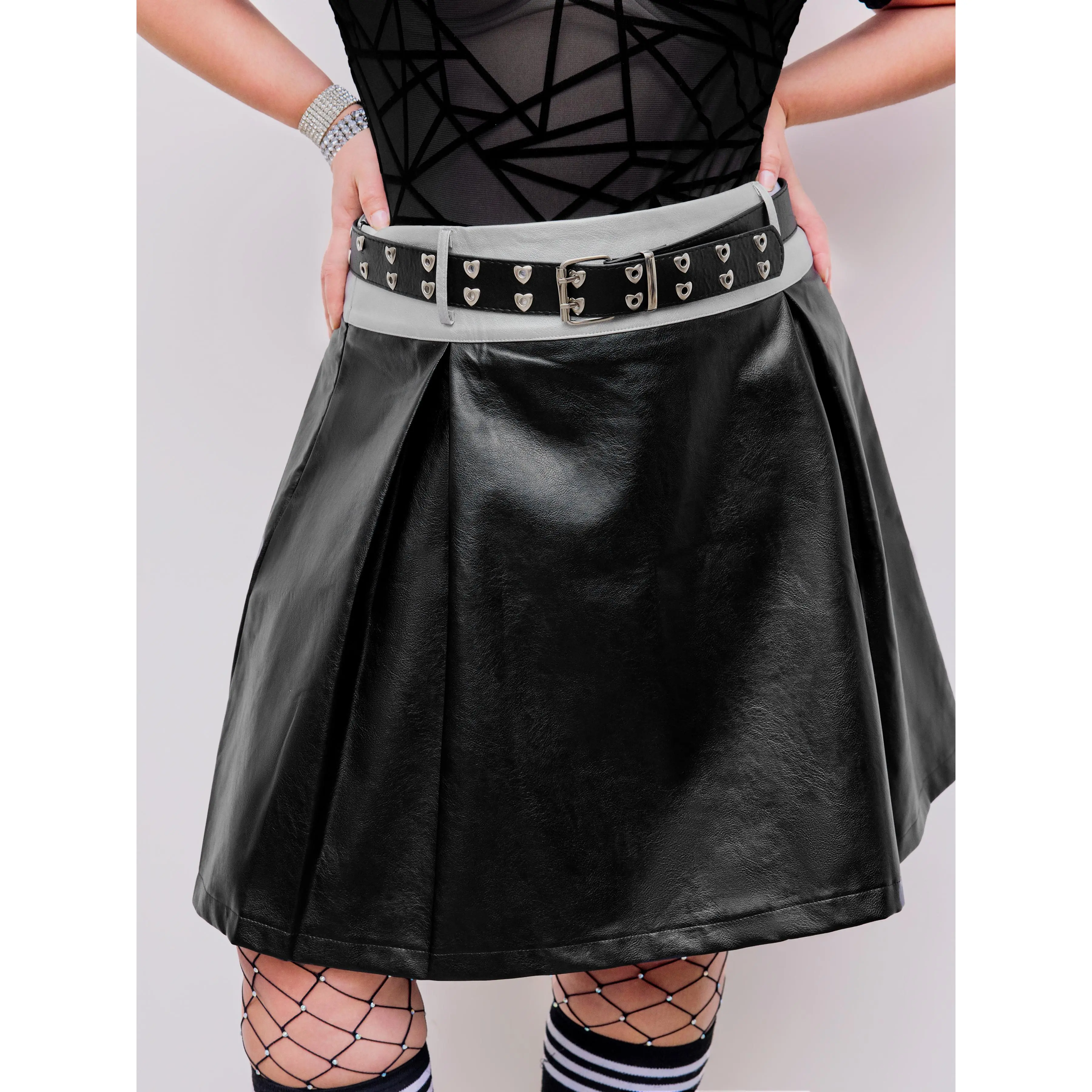 Cider [size 2-26] Faux Leather Mid Rise Contrasting Binding Pleated Mini Skirt Curve & Plus