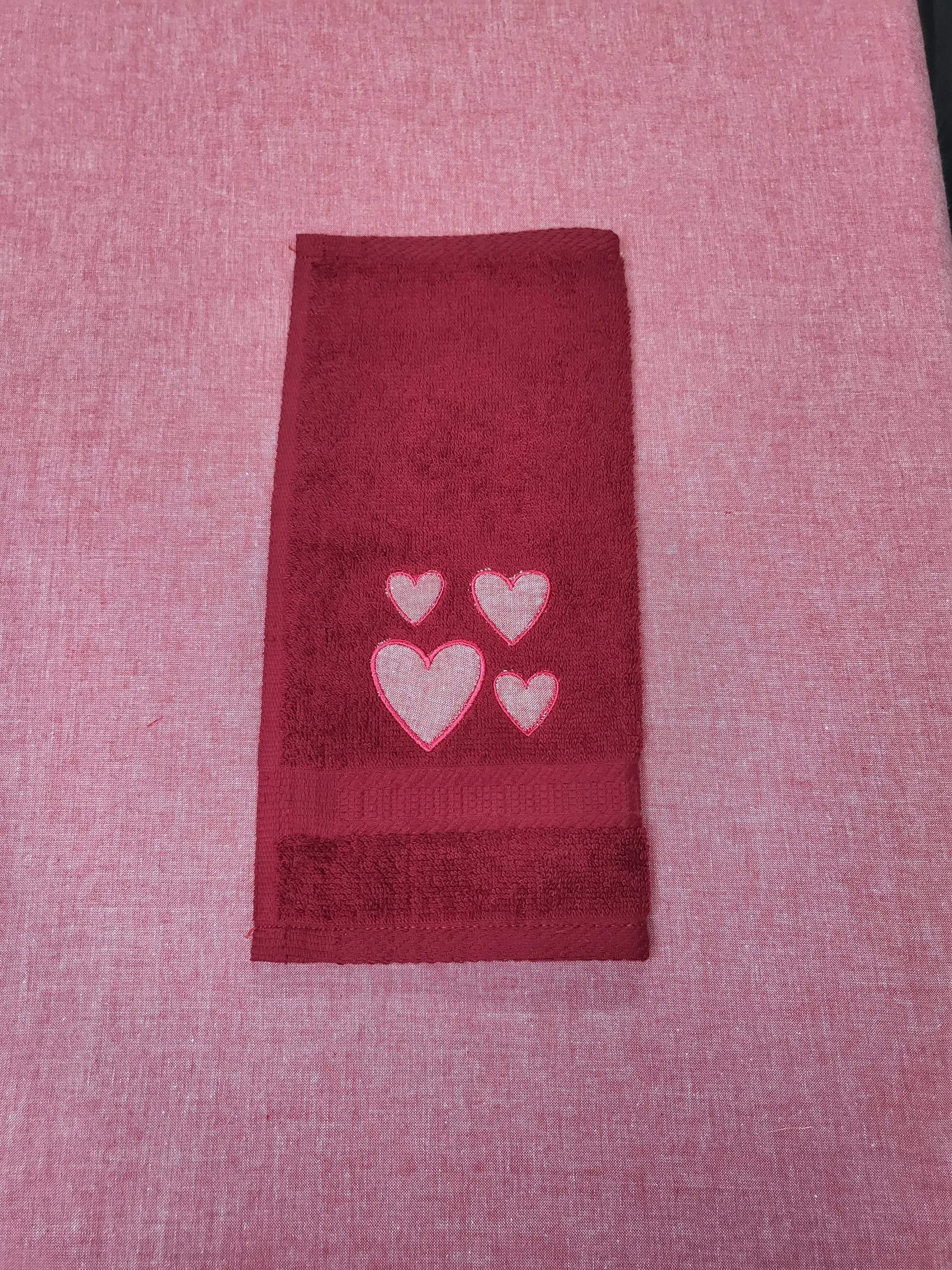 Red valentine finger tip towel