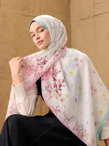 Women's Elegant Floral Print Hijab, Long Shawl, Breathable Jersey Fabric, Wrinkle-Resistant, Perfect for Muslim Daily Wear