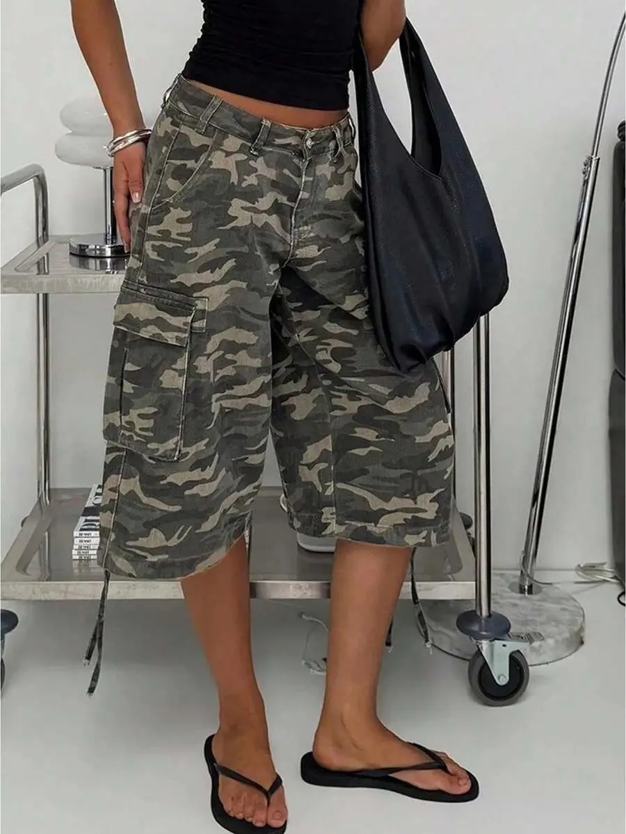 KOOZ Women Loose Fit Denim Shorts Solid Color/Camouflage Zip Fly With Button Closure Knee Length Bermuda Cargo Shorts