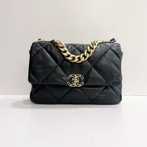 Pre-owned CHANEL 19 Bag Medium Size