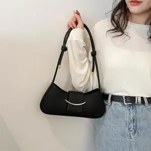 Black Boat shoulder Bag –Y2K  and  minimalist style Travel Shoulder bag, Heavy Duty Leather Carry All, Reusable Shopping & Gym Shoulder Bag for Women & Men- Easter Gift