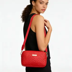 Stylish Quilted Camera Crossbody Bag, Lightweight Shoulder Purse for Work & Travel