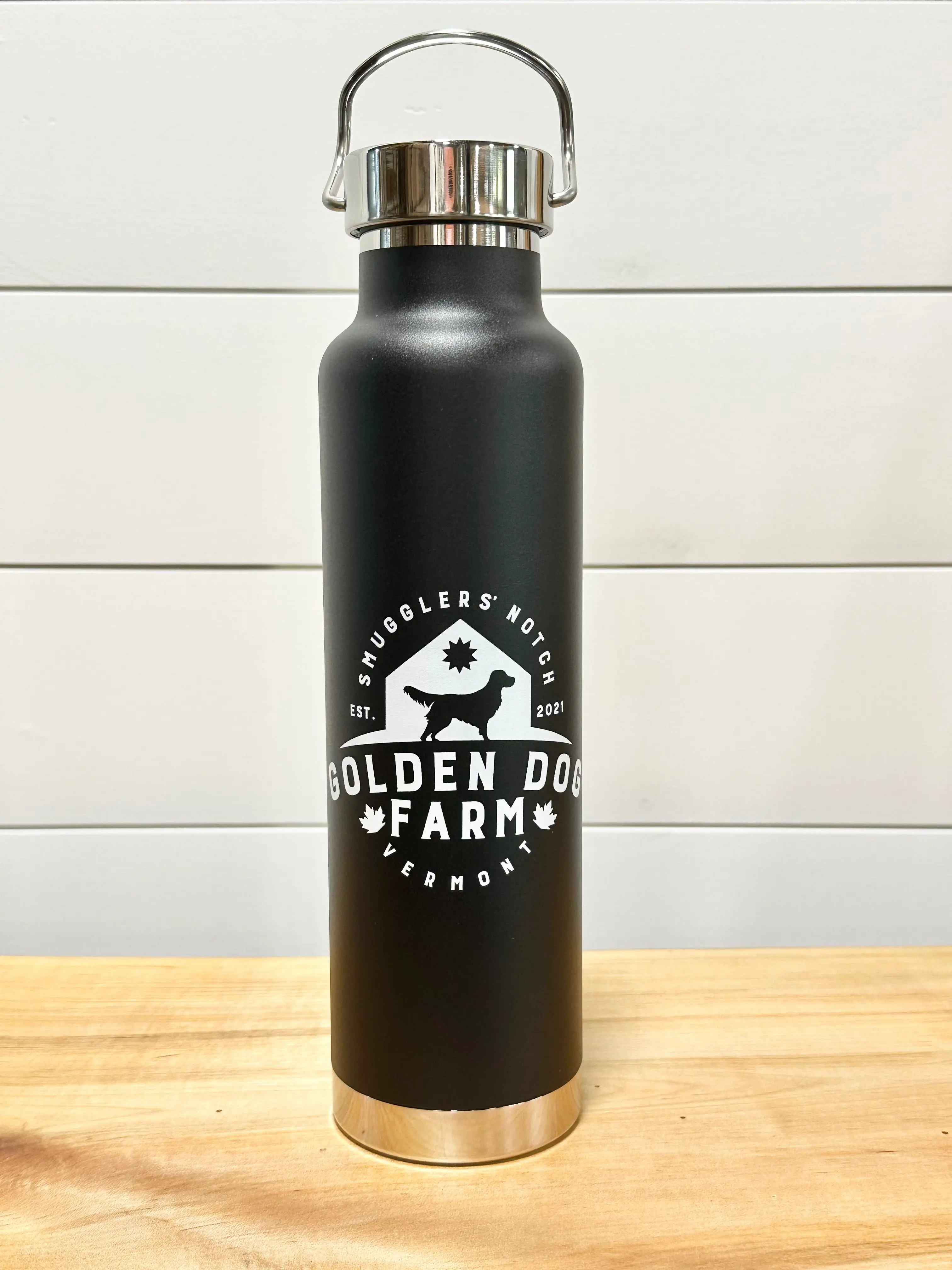 Golden Dog Farm 22 oz. Insulated Water Bottle