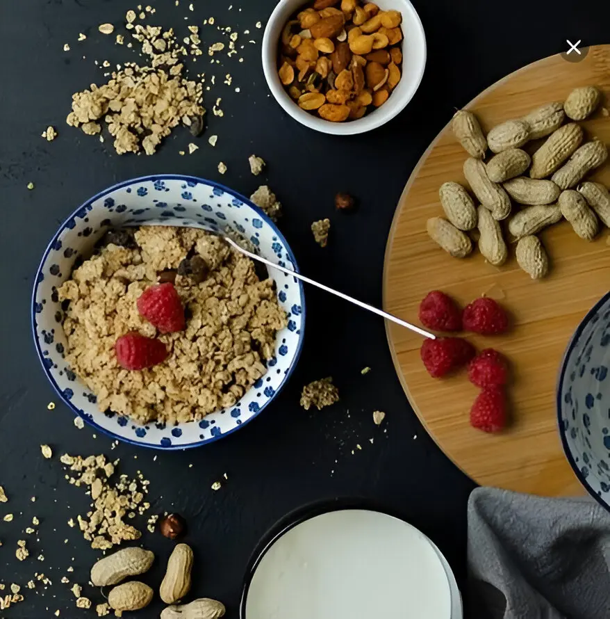 PB Bliss Granola Combo Pack - Includes Granola Nuts & Berries for Healthy Snacking PB Bliss Granola with Peanuts & Dark Chocolate Drizzle Calorie 160-180 kcal Fat 10-12g Protein 5-6g