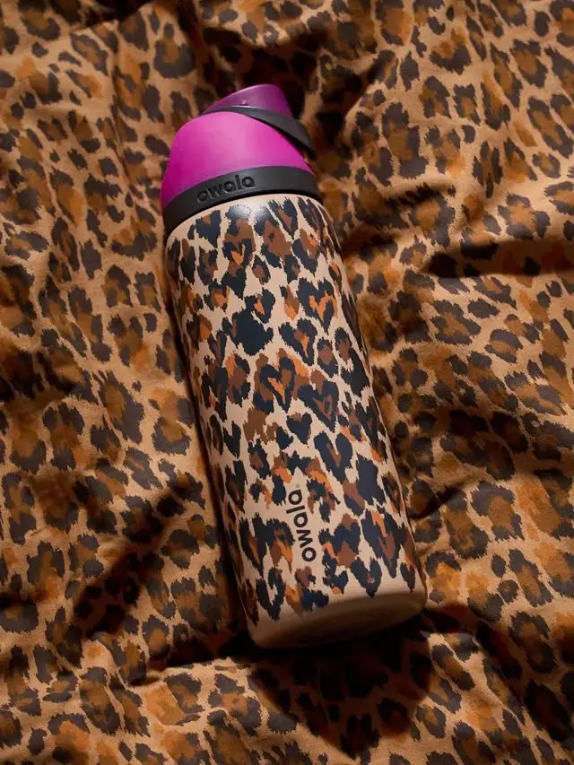 Owala FreeSip Wild at Heart 32oz – Trendy Leopard Print Insulated Travel Water Bottle