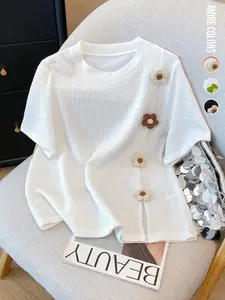 Women's  Flower Decor  Tee, Casual Short Sleeve Round Neck T-shirt for Summer, Ladies Clothes for Daily Wear, Top