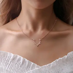 Fashion Minimalist Women's Christmas Deer Pendant Necklace, Christmas Gift, Anniversary Present