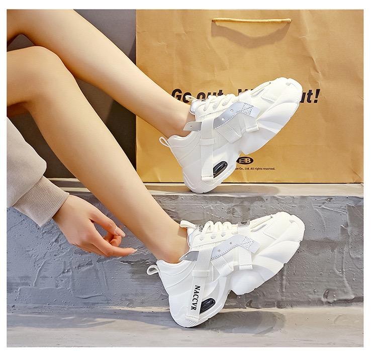 2025 Spring Thick-Soled Height-Increasing Dad's Shoes for Women, Unique Design, Versatile Sports Casual Sneakers Beige Black