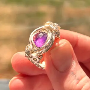 Mind's Eye Jewelry Co - Silver & Amethyst Wire-Wrapped Ring - Size 8.75