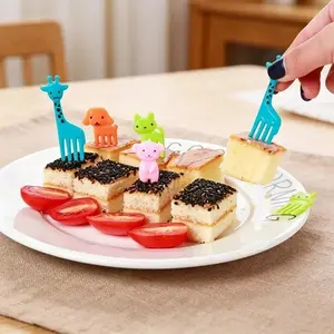 Cartoon Mini Animal Fruit Fork 40PCS Food Grade Plastic Kids Toothpick For Cake Bento Lunch Party Decoration Kitchen Supplies