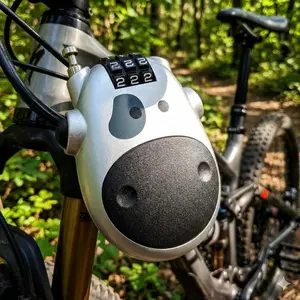 Adjustable Helmet Lock with Anti-Theft Steel Cable, Quick-Release Portable Helmet Mount for Motorcycles & Bicycles, Universal Security System for Outdoor Cycling, Theft-Proof Gear