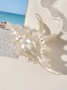 Elegant Seashell Hair Clip, Luxurious Lightweight Design, Perfect for Daily Hairstyles, Bathroom Use, Beach Vacations, Travel Accessories, Secure Clip Lightweight, Claw Clips