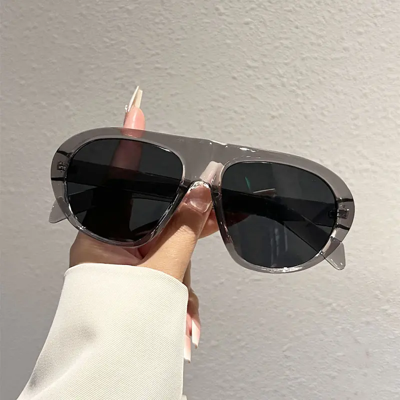 1 Pc Light Luxury Large Round Aviator Sunglasses - 1950s Retro Style Women's Aviator Style, UV-Protection, Full Rim, Polycarbonate Minimalist Premium Versatile Fashion Accessory, 1950S Retro Style Women's Sunglasses