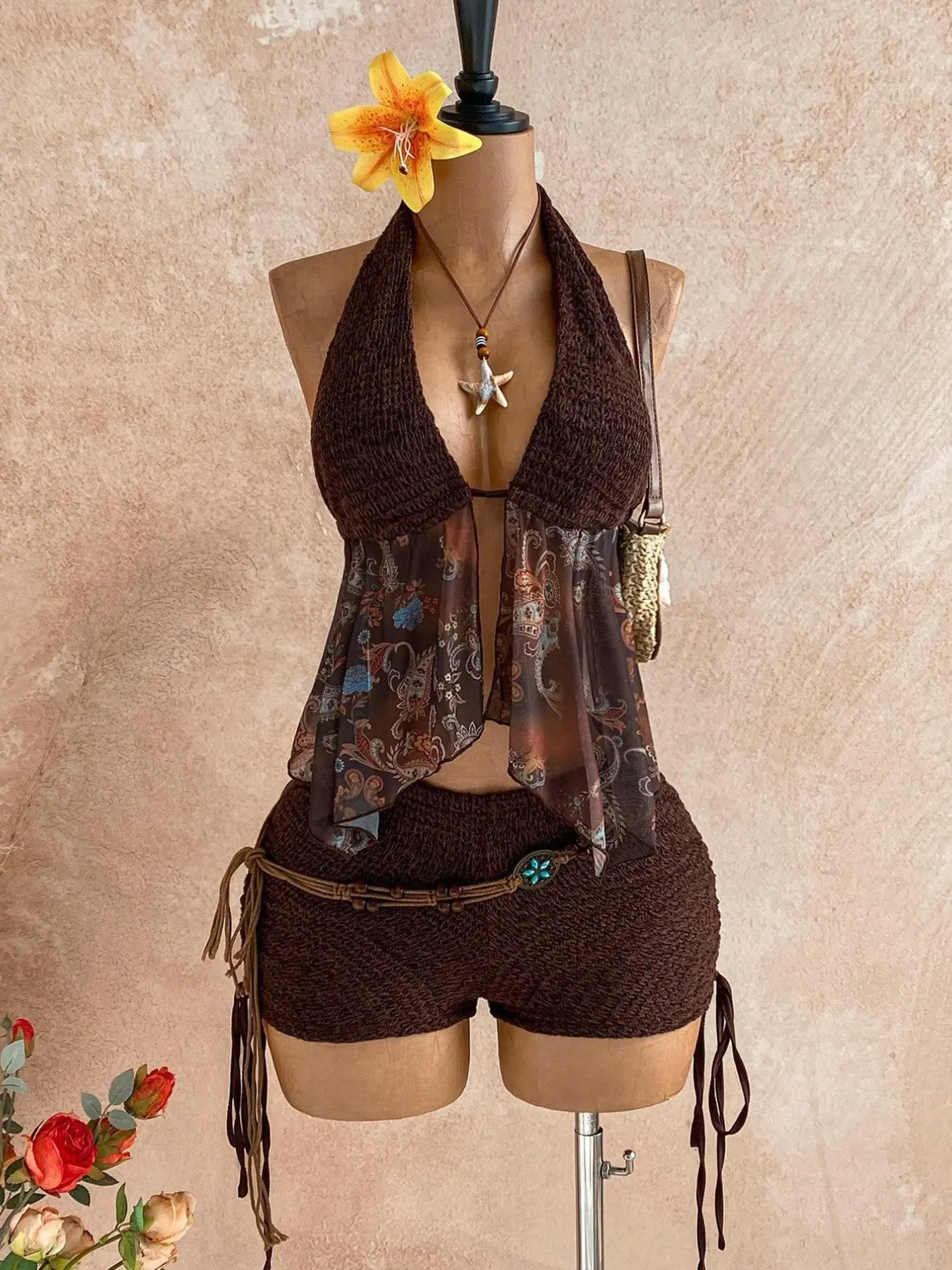 Women's Two-Piece Paisley Backless Fitted Adjustable Tie Top and Low Waist Ruched Drawstring Shorts Set Outfit, Womenswear, Sexy Summer Fashion for Party, Date, Tea Time, Carnival, Beach Clothes