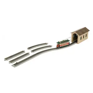 Bachmann Trains Village Streetcar Xmas Set