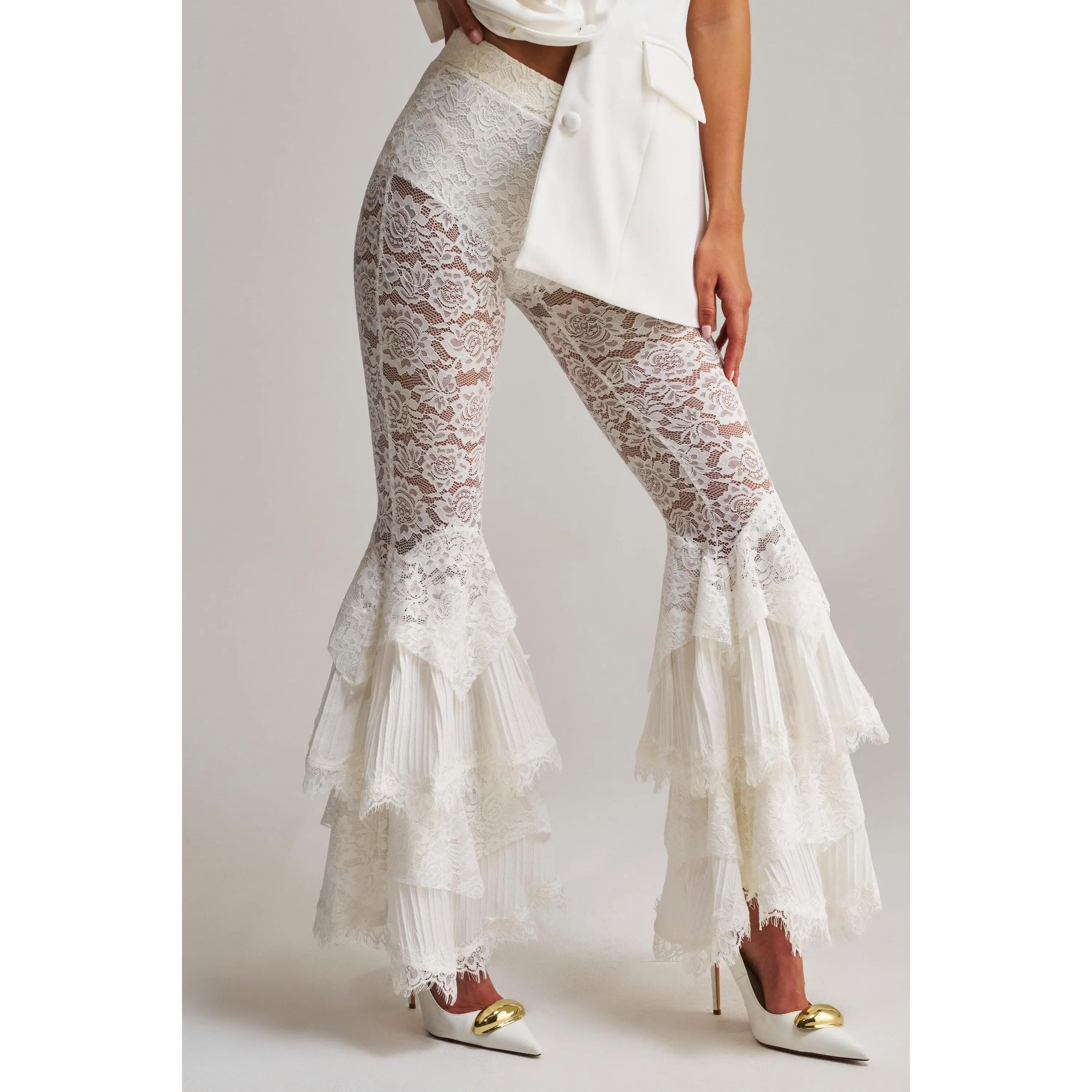 COACHELLA LACE RUFFLE PANTS