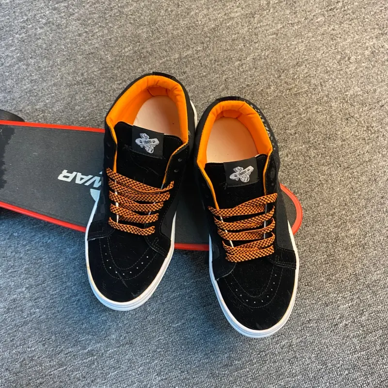 2026 new black and orange versatile plus size casual shoes, student school shoes, daily shoes, walking and walking shoes, breathable flat shoes, plus size men's shoes, men's sports shoes, men's shoes
