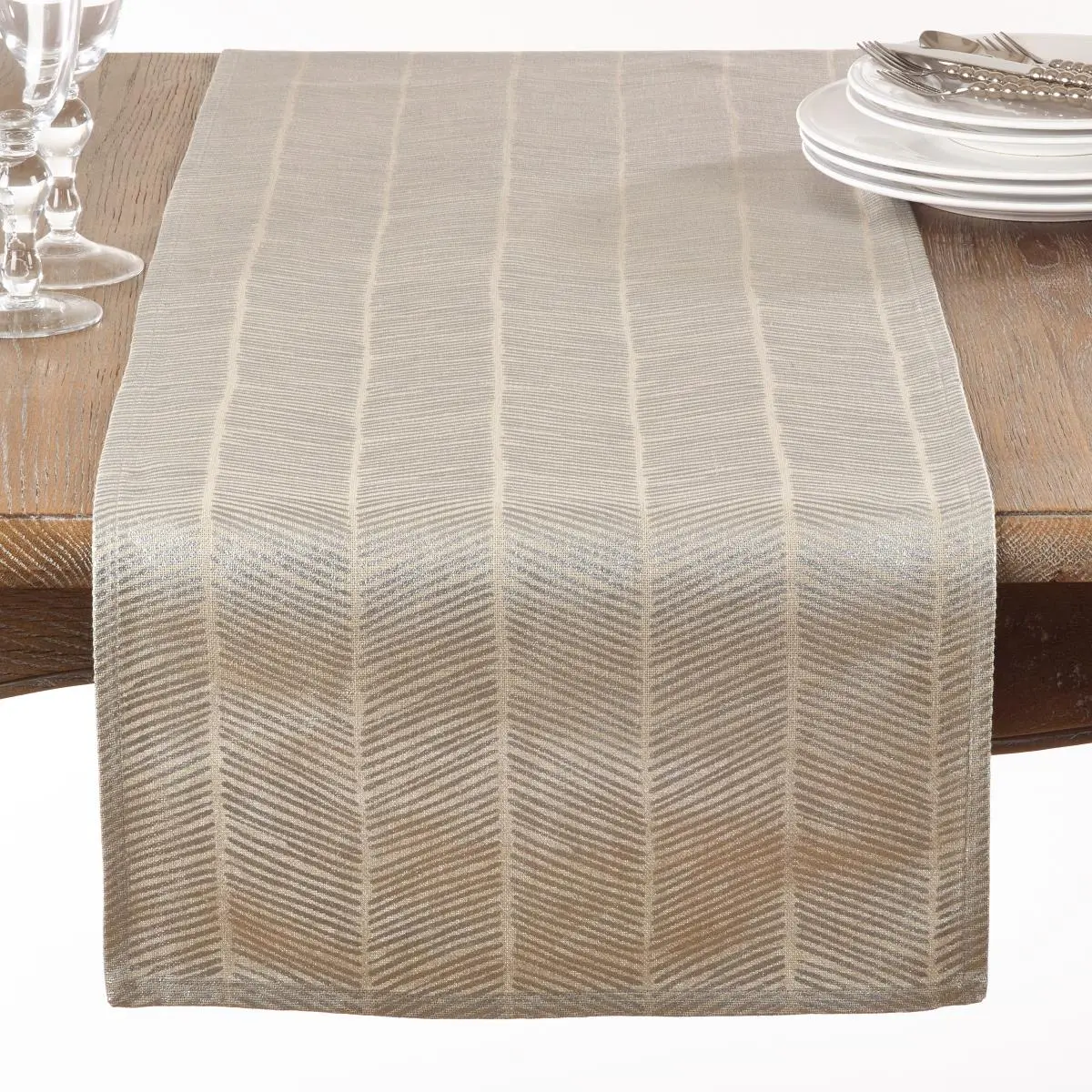 Saro Lifestyle  16 x 72 in. Metallic Herringbone Design Table Runner