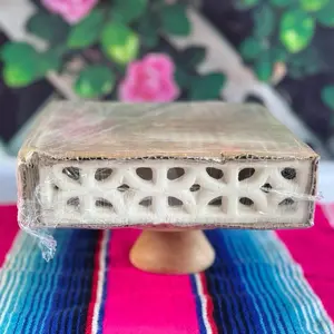 Thermal Ceramic Stone with Four Pieces in the Package - Product Overview Included